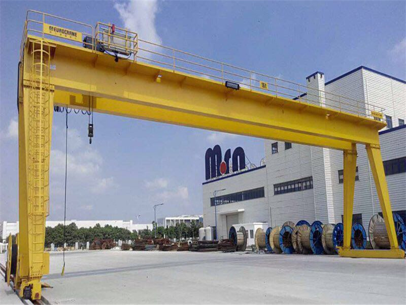 欧式双梁门式起重机.jpg 欧式门式起重机